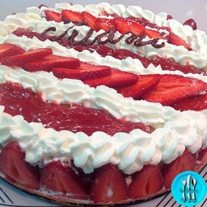 pastel_crema_fresas